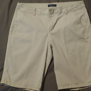 Khaki Bandolino Bermuda Shorts